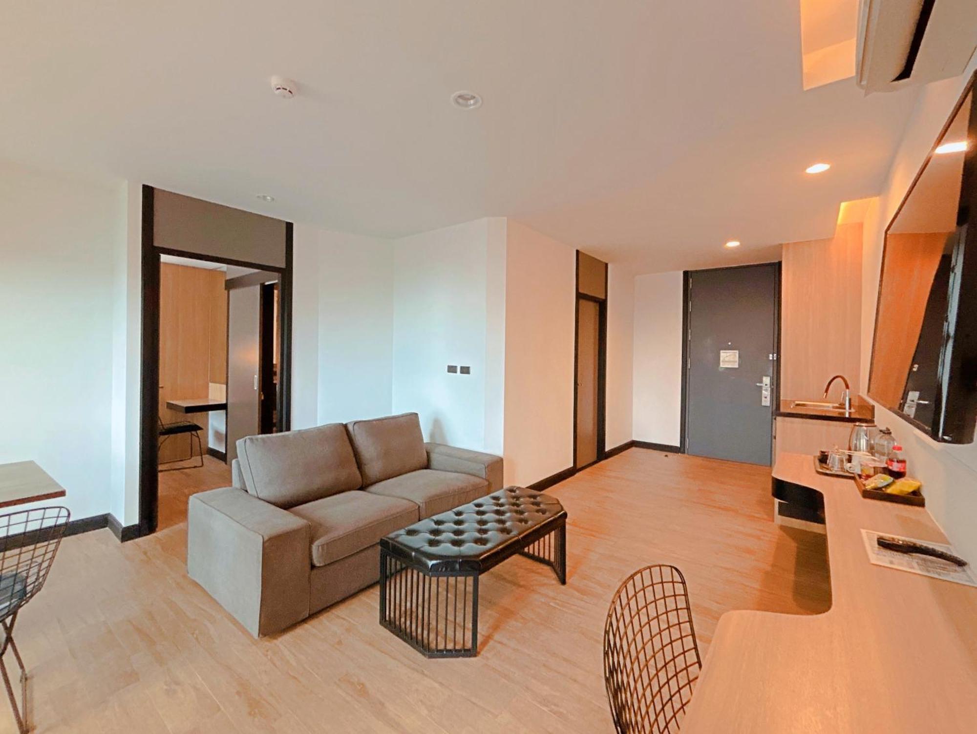 Chezzotel Hotel