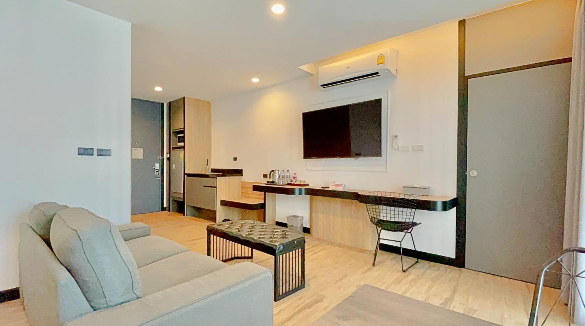 Chezzotel Отель