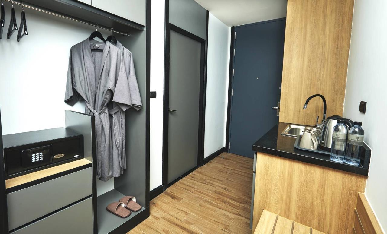 Отель Chezzotel