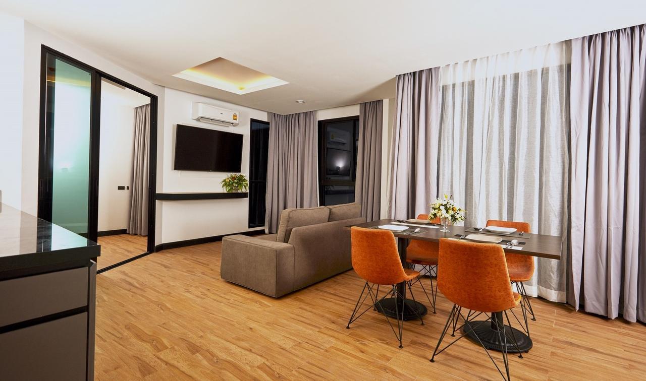 Chezzotel Отель Паттайя